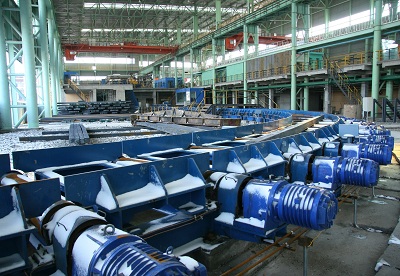 在江蘇中圣園方大特鋼500TPD活性石灰套筒窯項(xiàng)目中安徽得潤電氣技術(shù)有限公司提供的高壓柜、低壓柜、PLC控制柜、DCS系統(tǒng)柜為生產(chǎn)線的順利投產(chǎn)以及長期的穩(wěn)定生產(chǎn)提供了有力的支持。 全國統(tǒng)一客服：400-0551-777