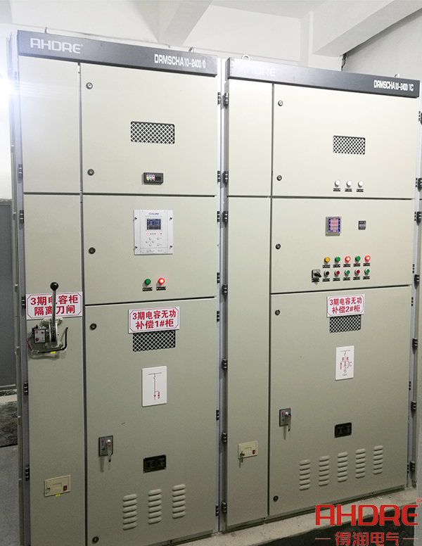 高壓無功自動補償裝置.jpg 高壓無功自動補償裝置.jpg