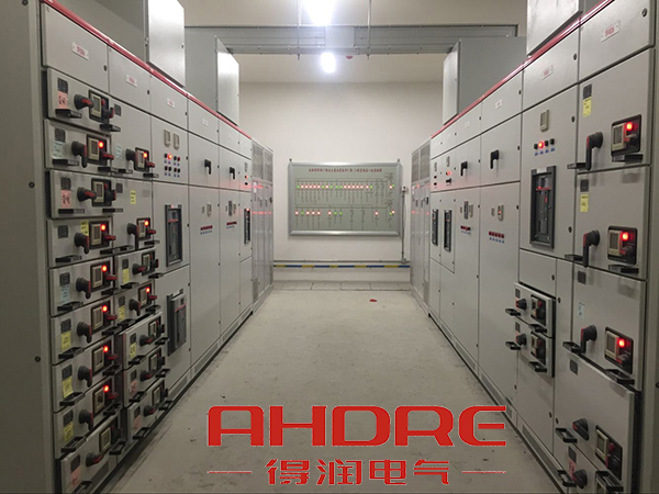 得潤(rùn)電氣MNS2.0低壓開(kāi)關(guān)柜 咨詢(xún)熱線(xiàn):4000551777 QQ:3176885416 得潤(rùn)電氣MNS2.0低壓開(kāi)關(guān)柜 咨詢(xún)熱線(xiàn):4000551777 QQ:3176885416