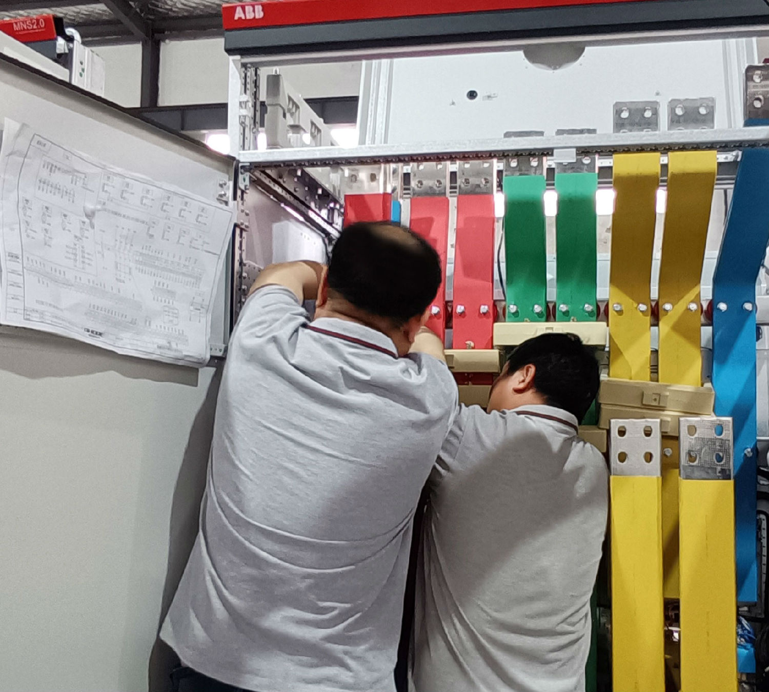 得潤(rùn)電氣部門(mén)協(xié)作 得潤(rùn)電氣部門(mén)協(xié)作