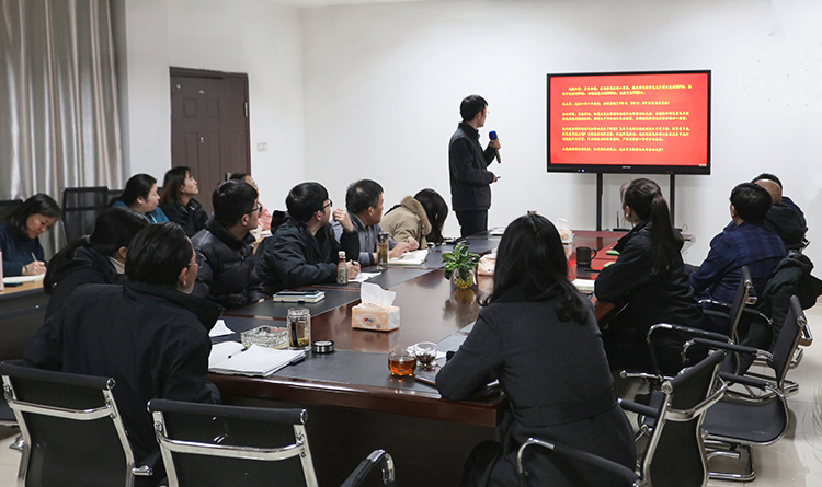 市場(chǎng)部.jpg 市場(chǎng)部.jpg