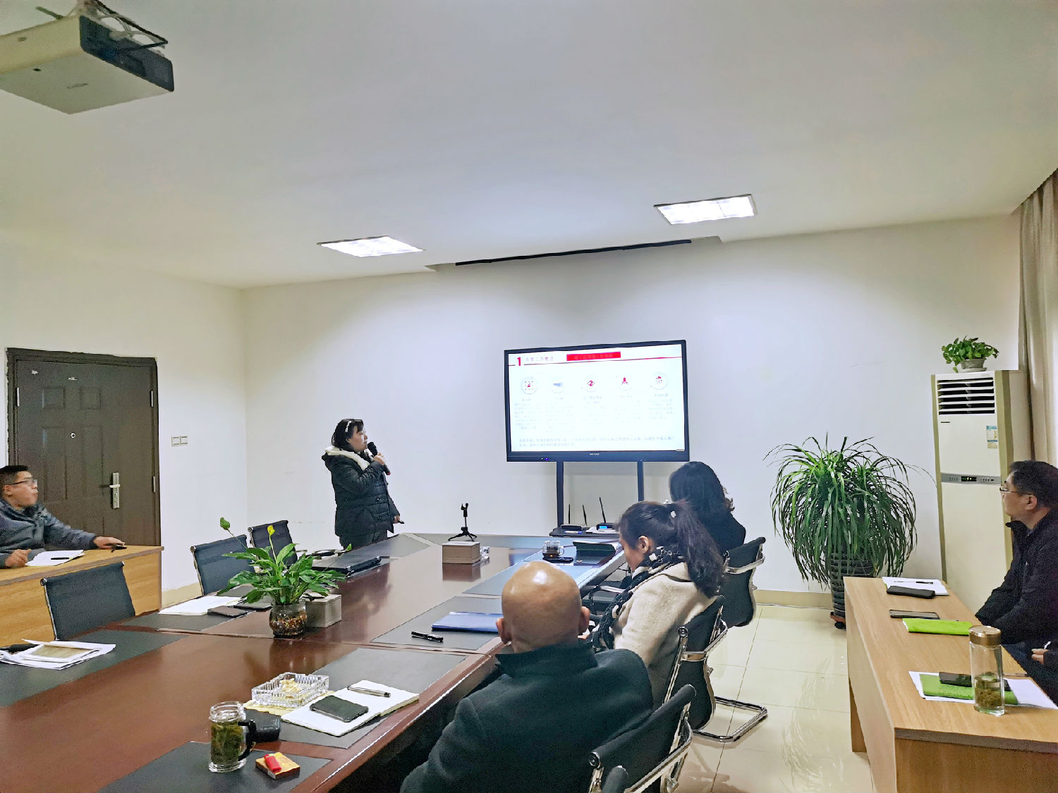 電商部.jpg 電商部.jpg