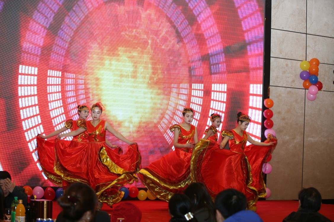 安徽得潤電氣2016迎新晚會（hnlxyx.com.cn）全國統(tǒng)一客服熱線：400-0551-777