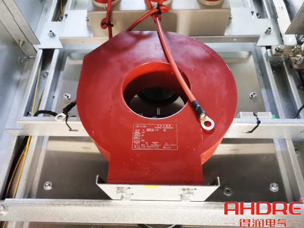 電流互感器.jpg 電流互感器.jpg