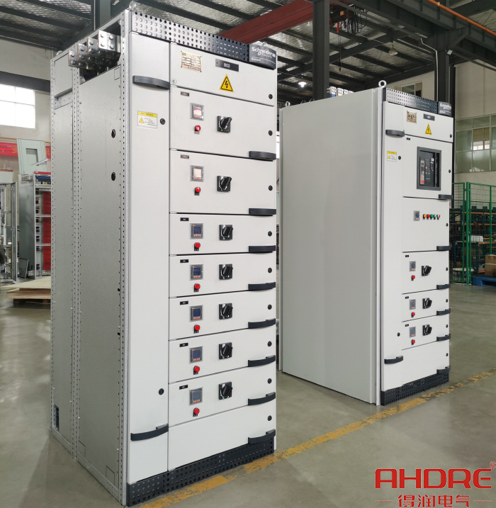 Blokset低壓開關(guān)柜.jpg Blokset低壓開關(guān)柜.jpg