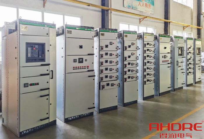 Blokset低壓柜實(shí)物圖.jpg Blokset低壓柜實(shí)物圖.jpg