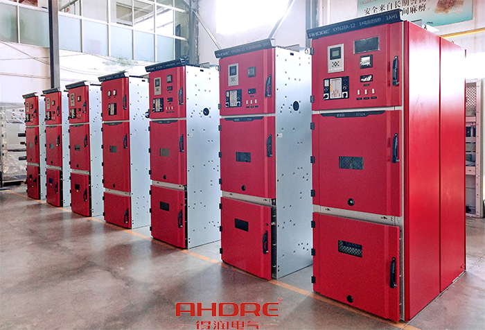 10KV高壓柜用于華新水泥項目.jpg 10KV高壓柜用于華新水泥項目.jpg